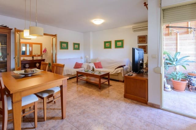 Piso de 3 habitaciones en Gandia en venta con garaje - 190.000 € (Ref: 9483557)