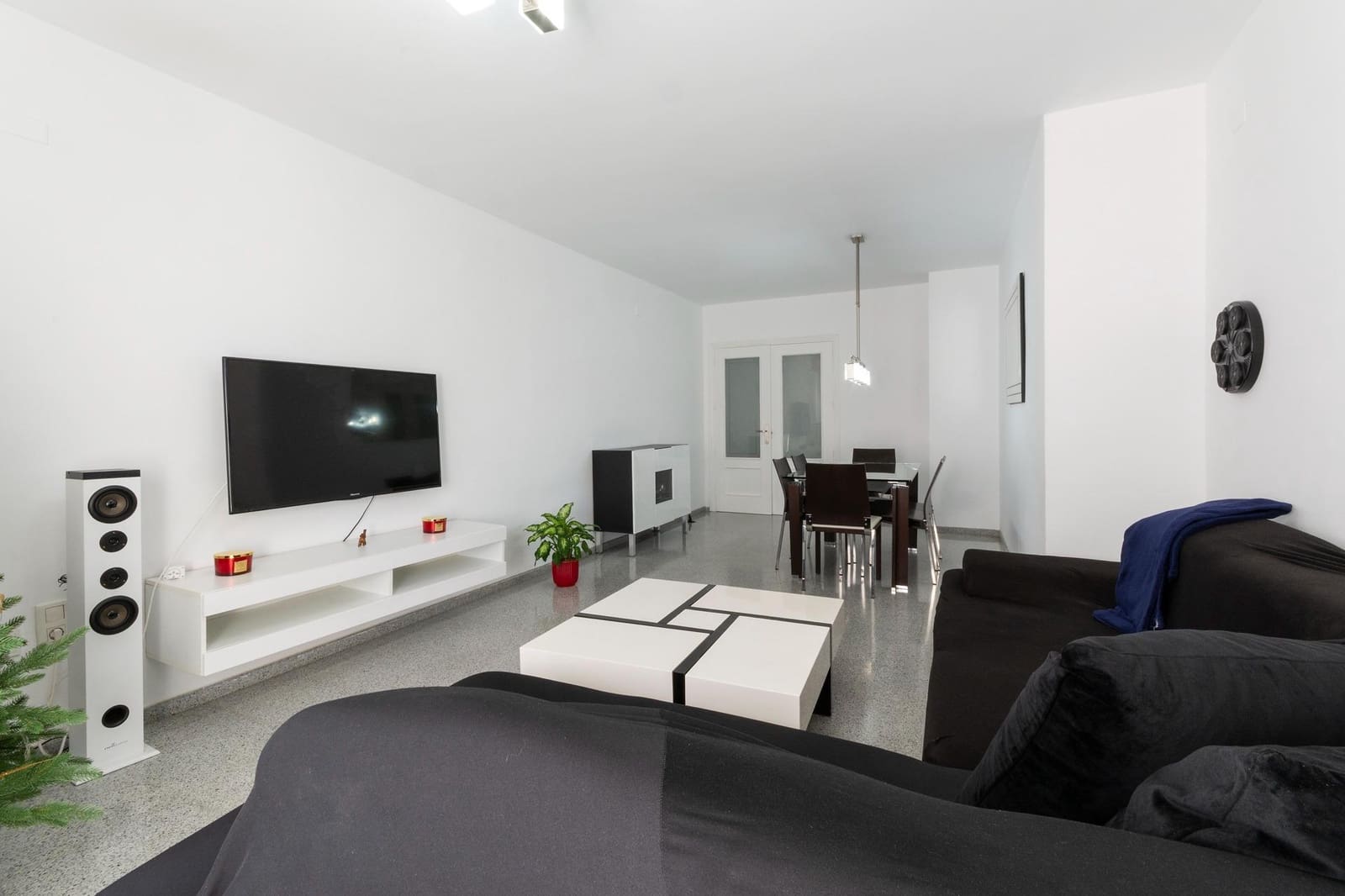 4 bedroom Flat for sale in Gandia with garage - € 198,000 (Ref: 9494695)