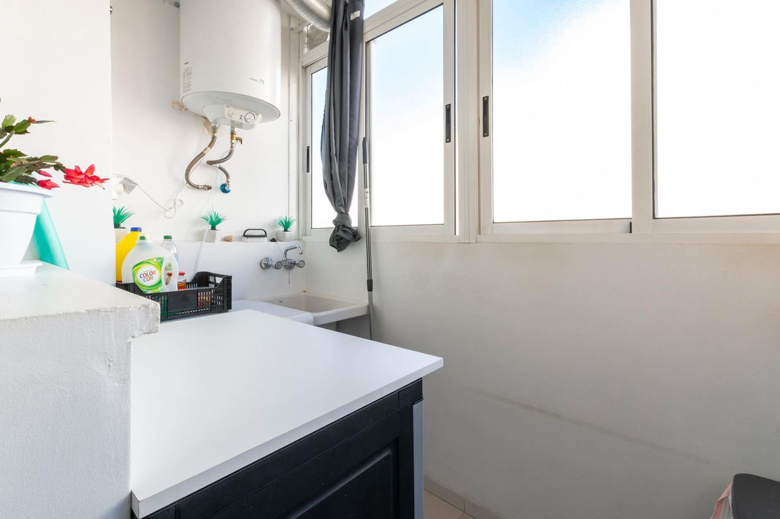 4 bedroom Flat for sale in Gandia with garage - € 198,000 (Ref: 9494695)