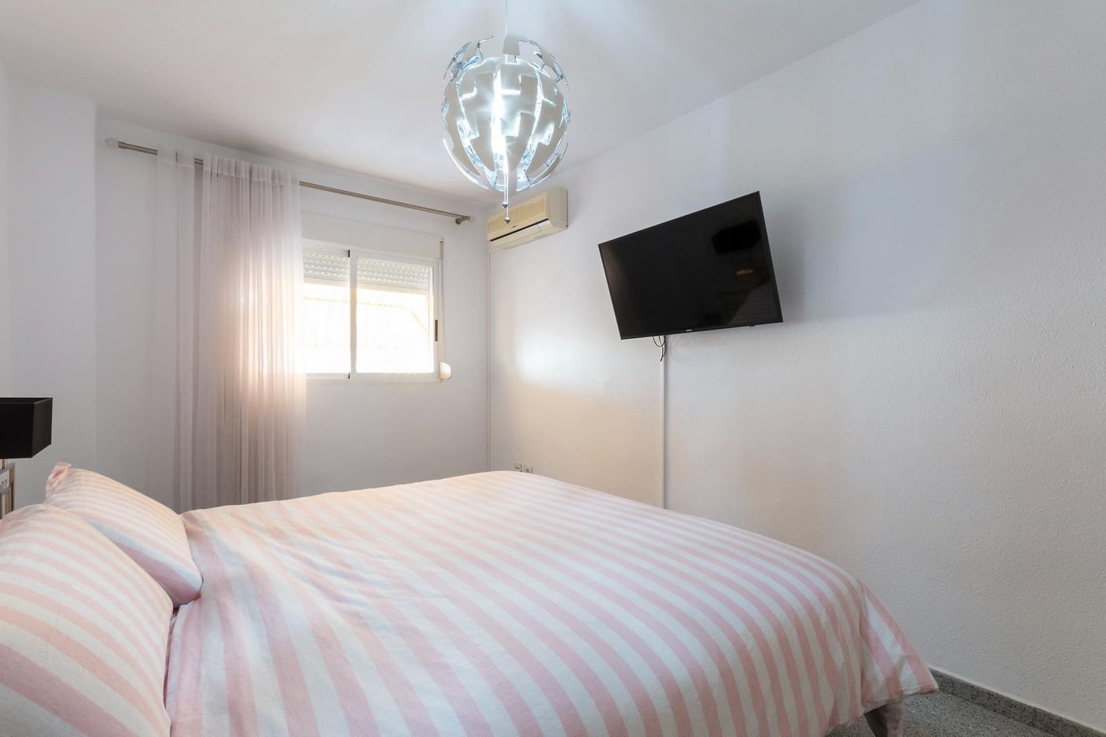 4 bedroom Flat for sale in Gandia with garage - € 198,000 (Ref: 9494695)