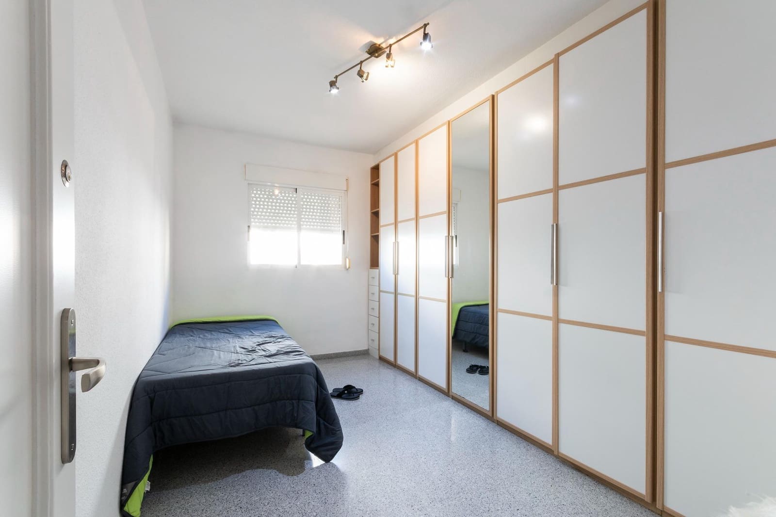 4 bedroom Flat for sale in Gandia with garage - € 198,000 (Ref: 9494695)