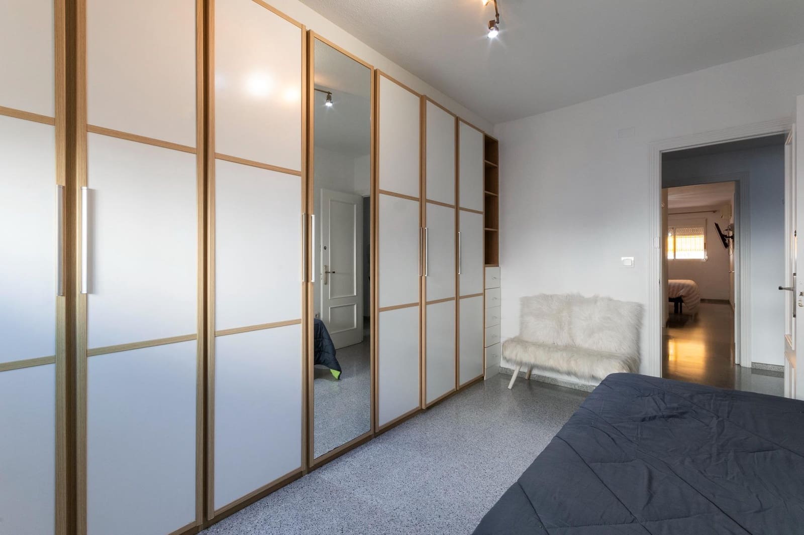 4 bedroom Flat for sale in Gandia with garage - € 198,000 (Ref: 9494695)