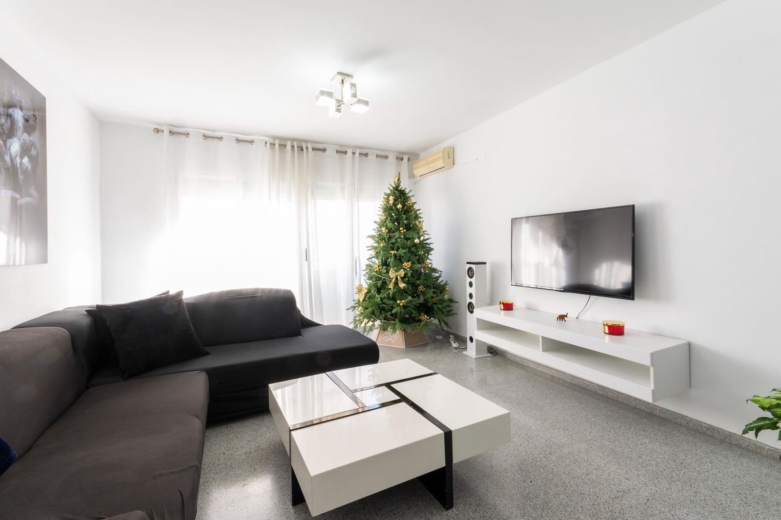 4 bedroom Flat for sale in Gandia with garage - € 198,000 (Ref: 9494695)