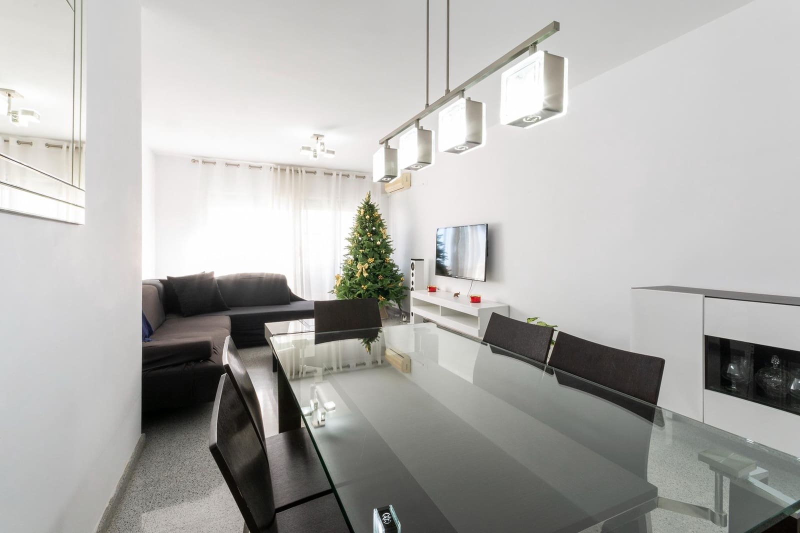 4 bedroom Flat for sale in Gandia with garage - € 198,000 (Ref: 9494695)