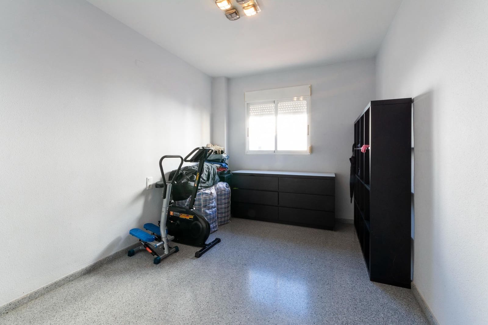 4 bedroom Flat for sale in Gandia with garage - € 198,000 (Ref: 9494695)