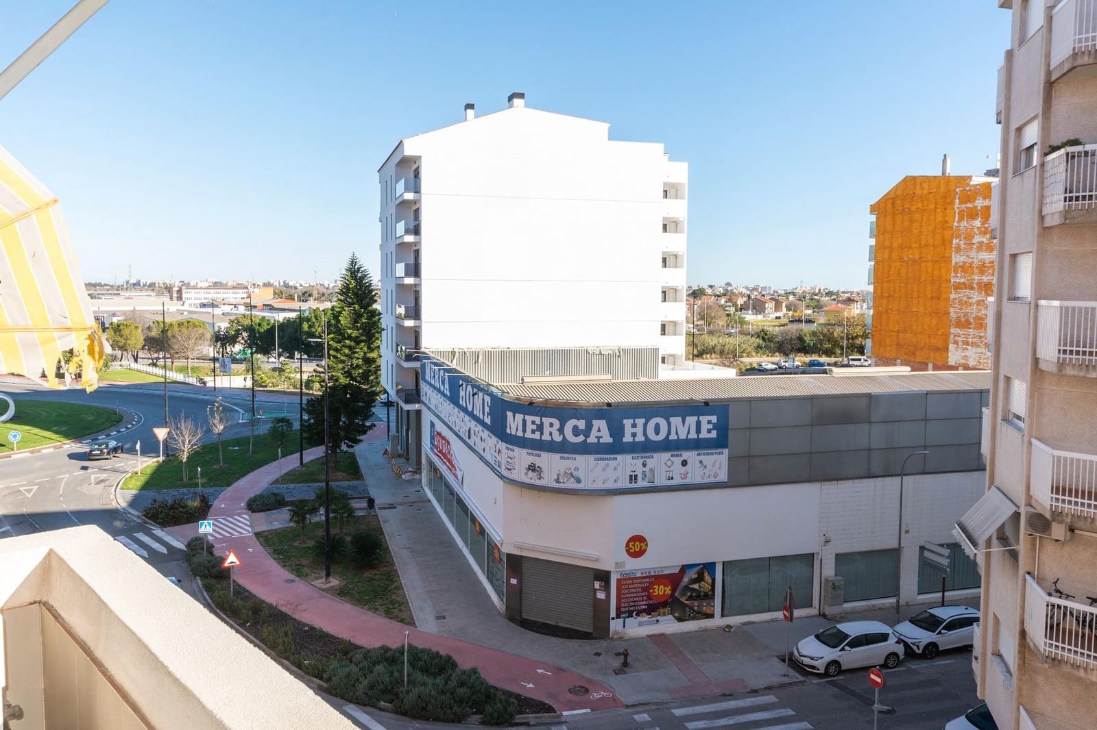 4 bedroom Flat for sale in Gandia with garage - € 198,000 (Ref: 9494695)