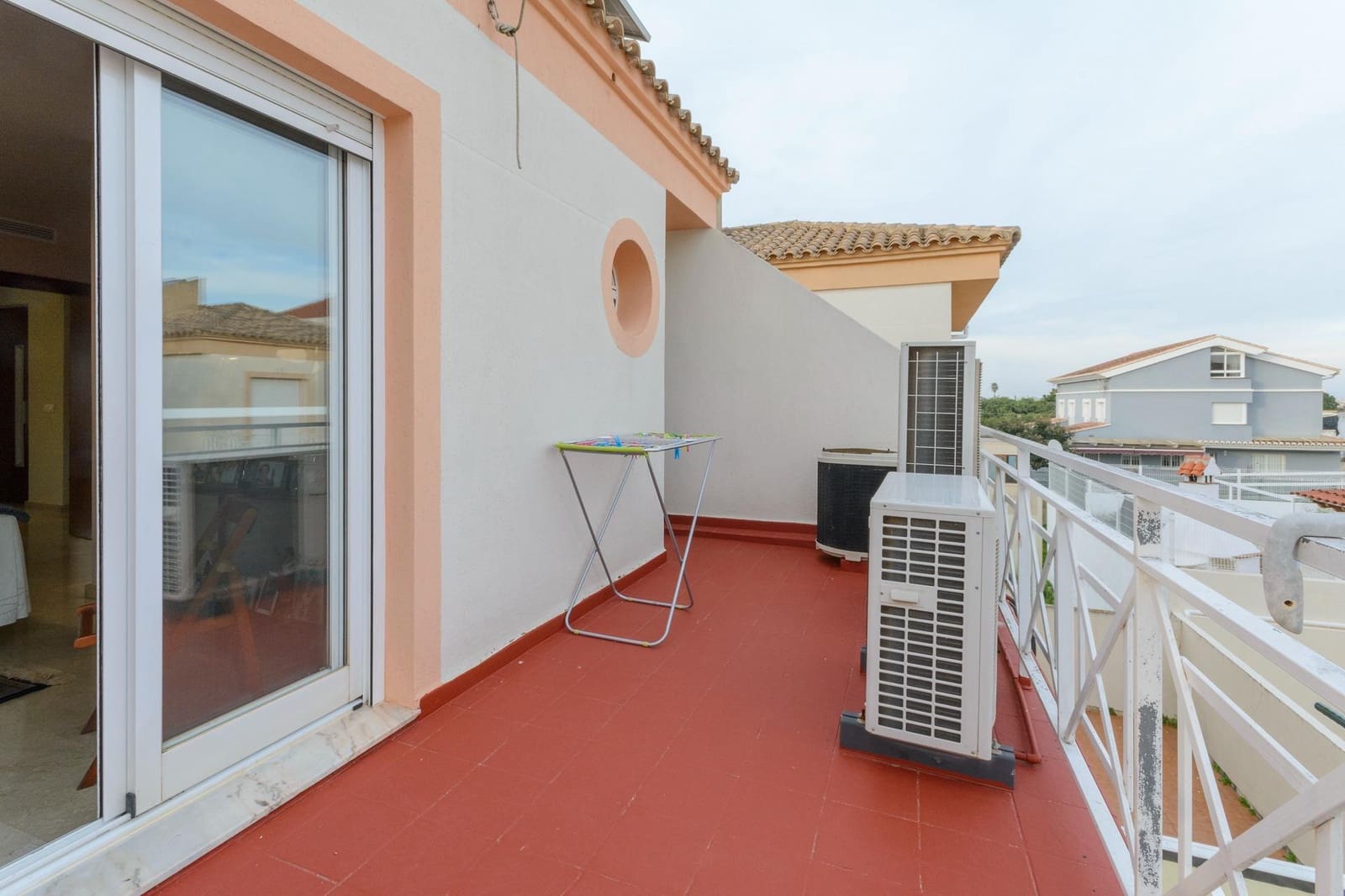 4 bedroom Villa for sale in Gandia with pool garage - € 421,000 (Ref: 9513512)