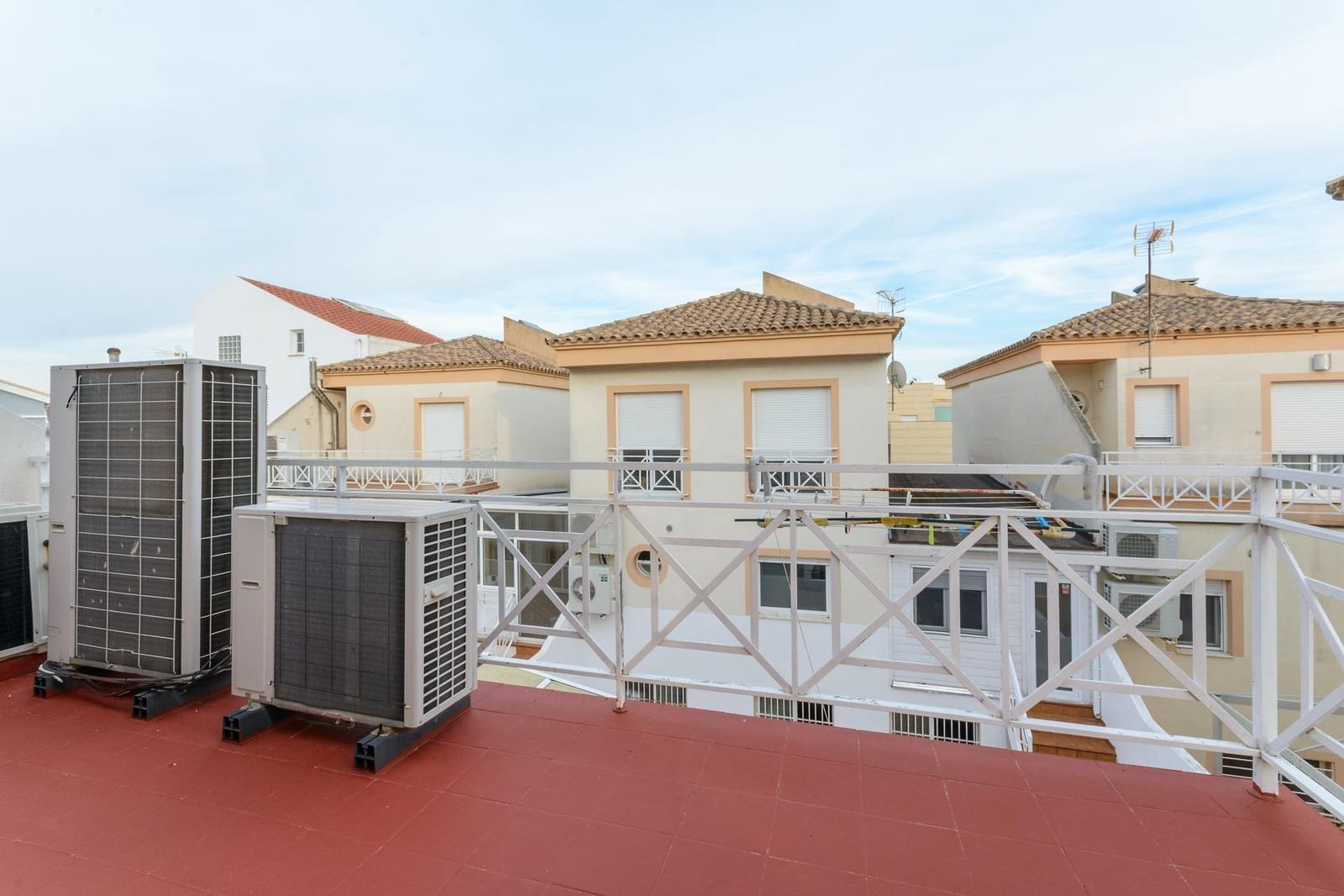 4 bedroom Villa for sale in Gandia with pool garage - € 421,000 (Ref: 9513512)