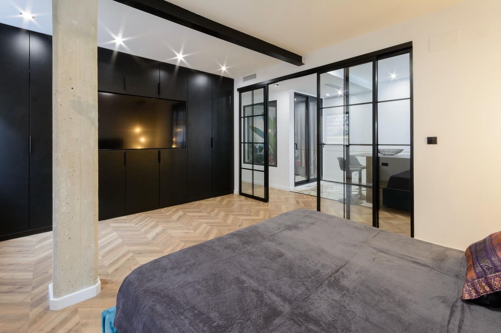 Piso de 2 habitaciones en Gandia en alquiler - 900 € (Ref: 9533853)