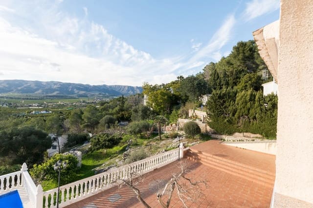 4 soveværelse Villa til salg i Real de Gandía med swimmingpool garage - € 400.000 (Ref: 9536063)