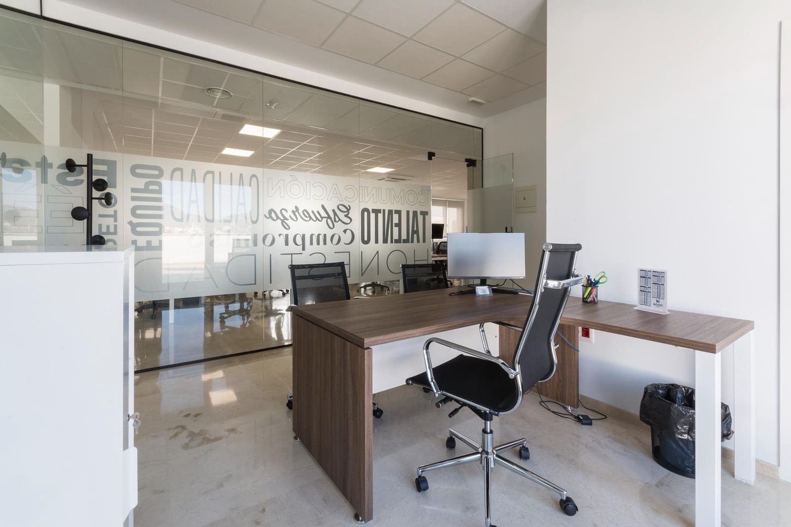 6 sovrum Kontor att hyra i Gandia - 3 700 € (Ref: 9565362)