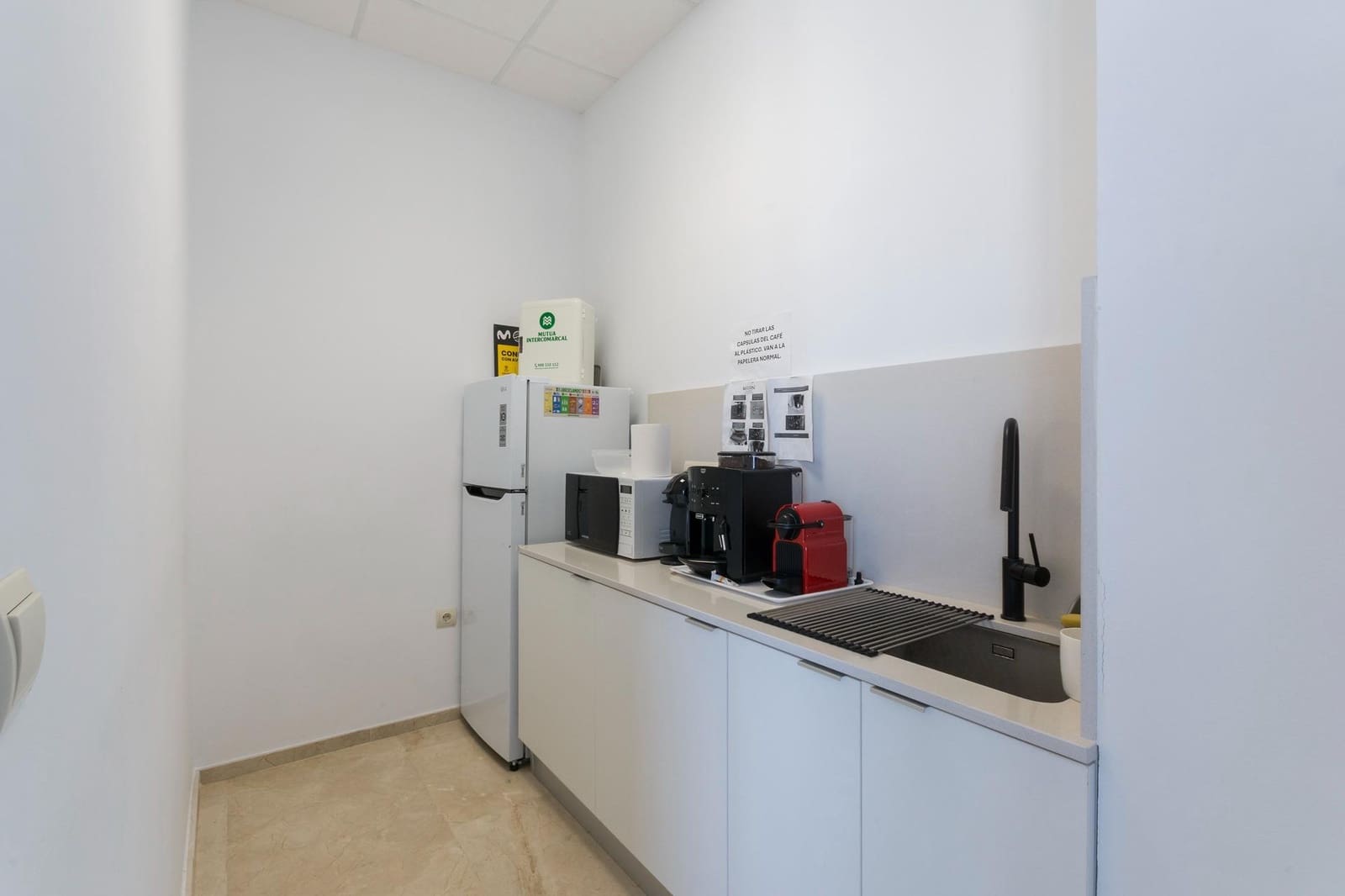 6 sovrum Kontor att hyra i Gandia - 3 700 € (Ref: 9565362)