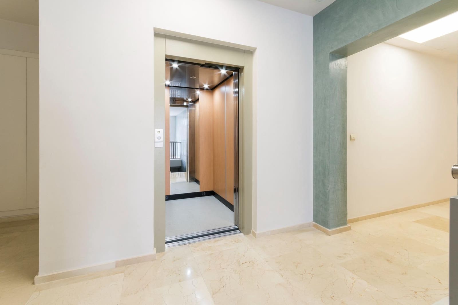 6 sovrum Kontor att hyra i Gandia - 3 700 € (Ref: 9565362)