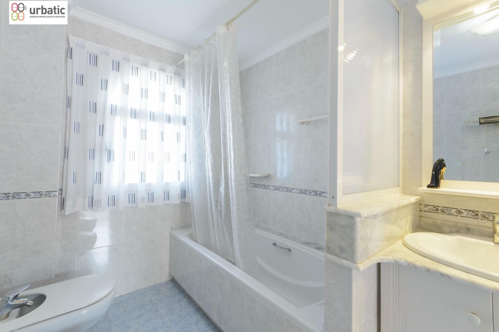 4 Zimmer Villa zu verkaufen in Gandia mit Garage - 490.000 € (Ref: 9574738)