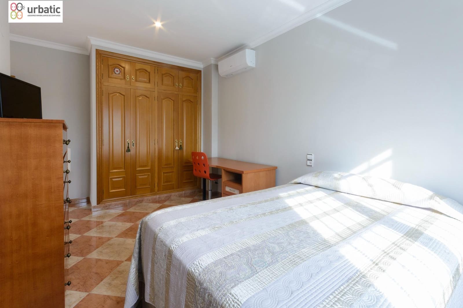 4 Zimmer Villa zu verkaufen in Gandia mit Garage - 490.000 € (Ref: 9574738)