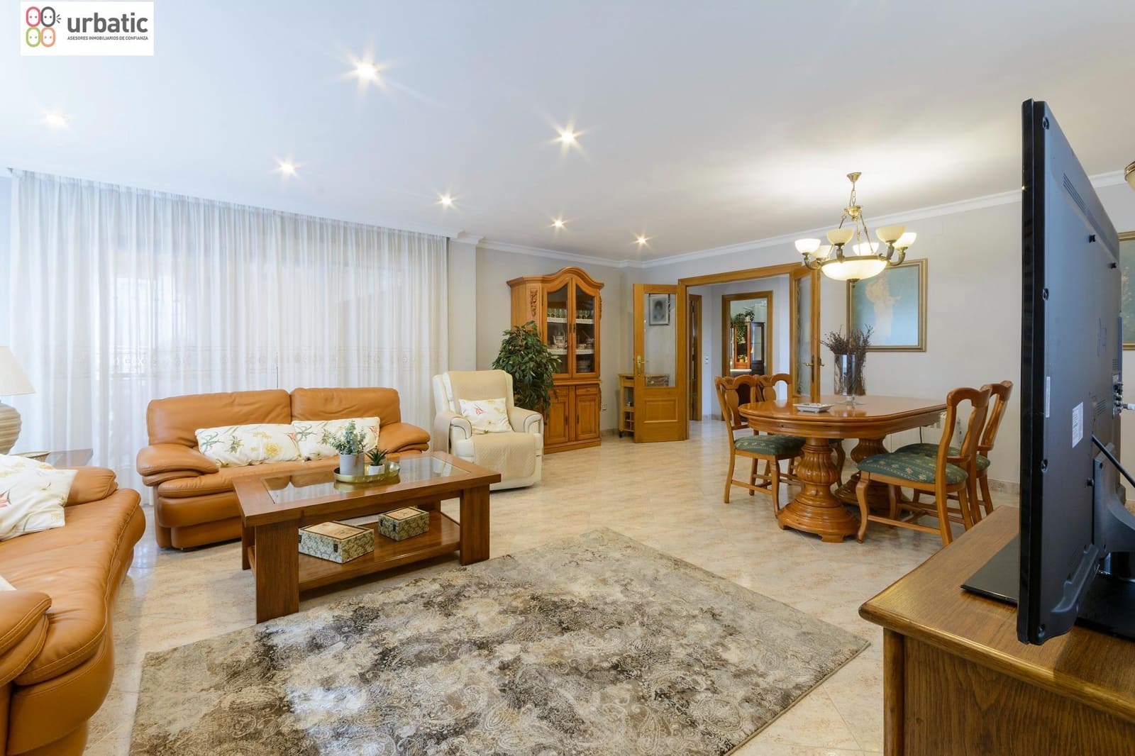 4 Zimmer Villa zu verkaufen in Gandia mit Garage - 490.000 € (Ref: 9574738)