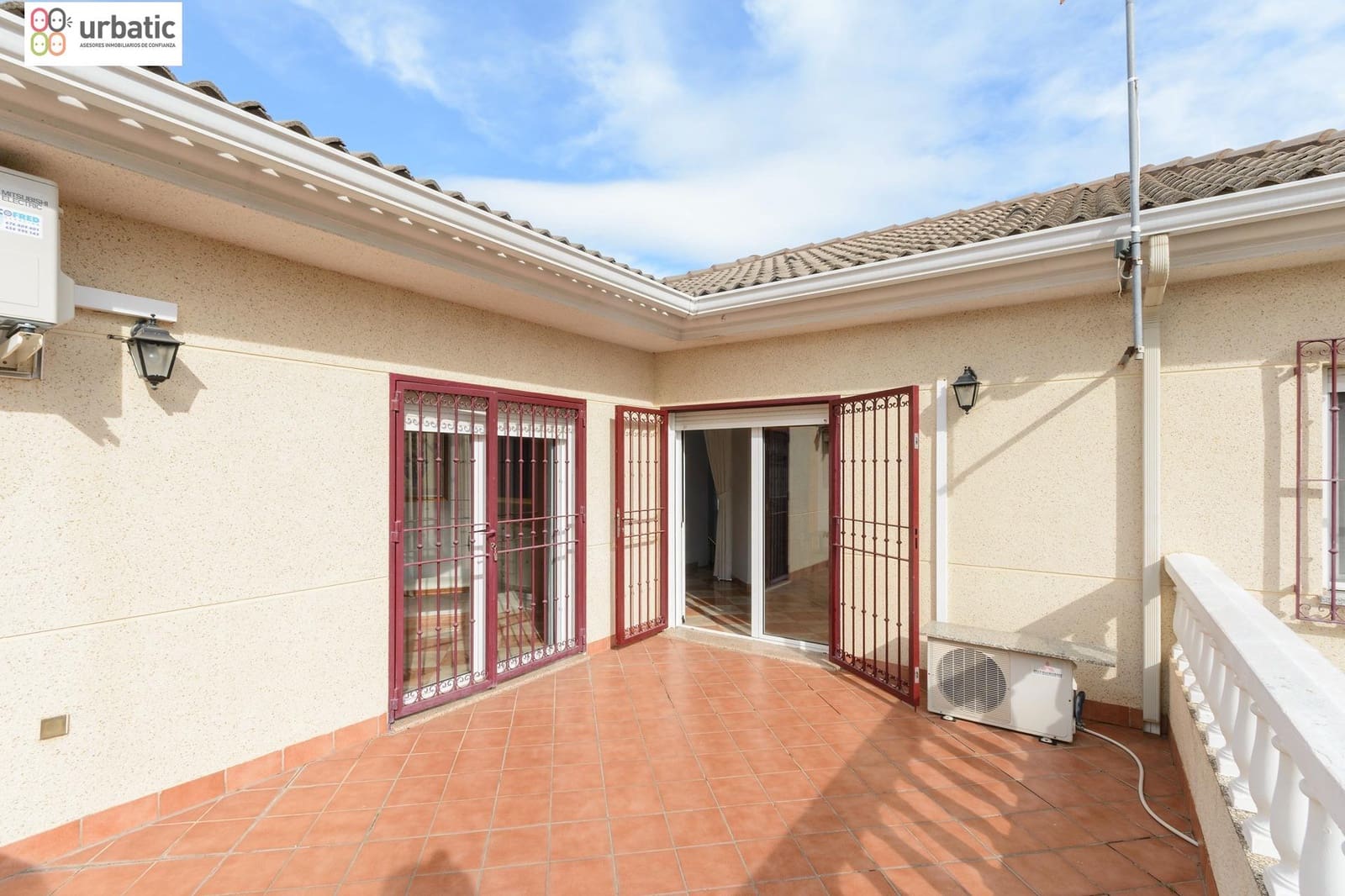 4 Zimmer Villa zu verkaufen in Gandia mit Garage - 490.000 € (Ref: 9574738)