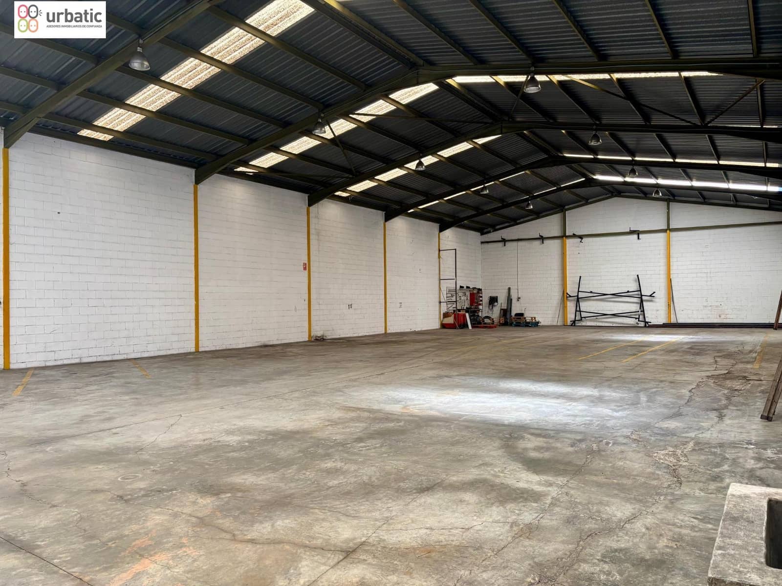 Business for rent in Real de Gandia with garage - € 2,100 (Ref: 9586668)