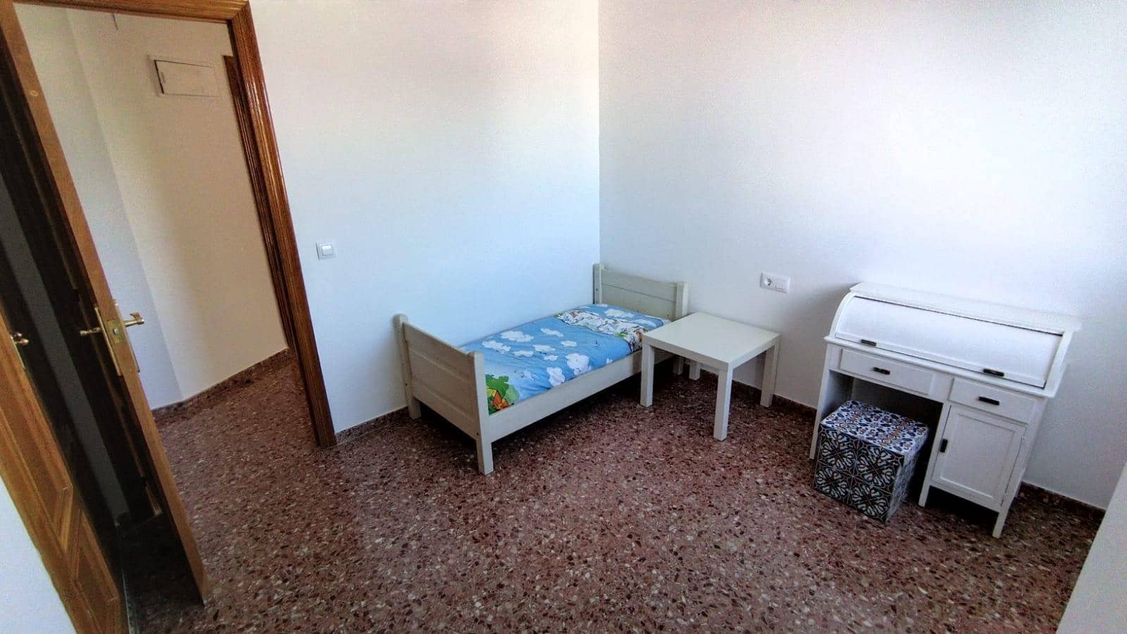 3 soveværelse Lejlighed til leje i Gandia med garage - € 800 (Ref: 9605117)