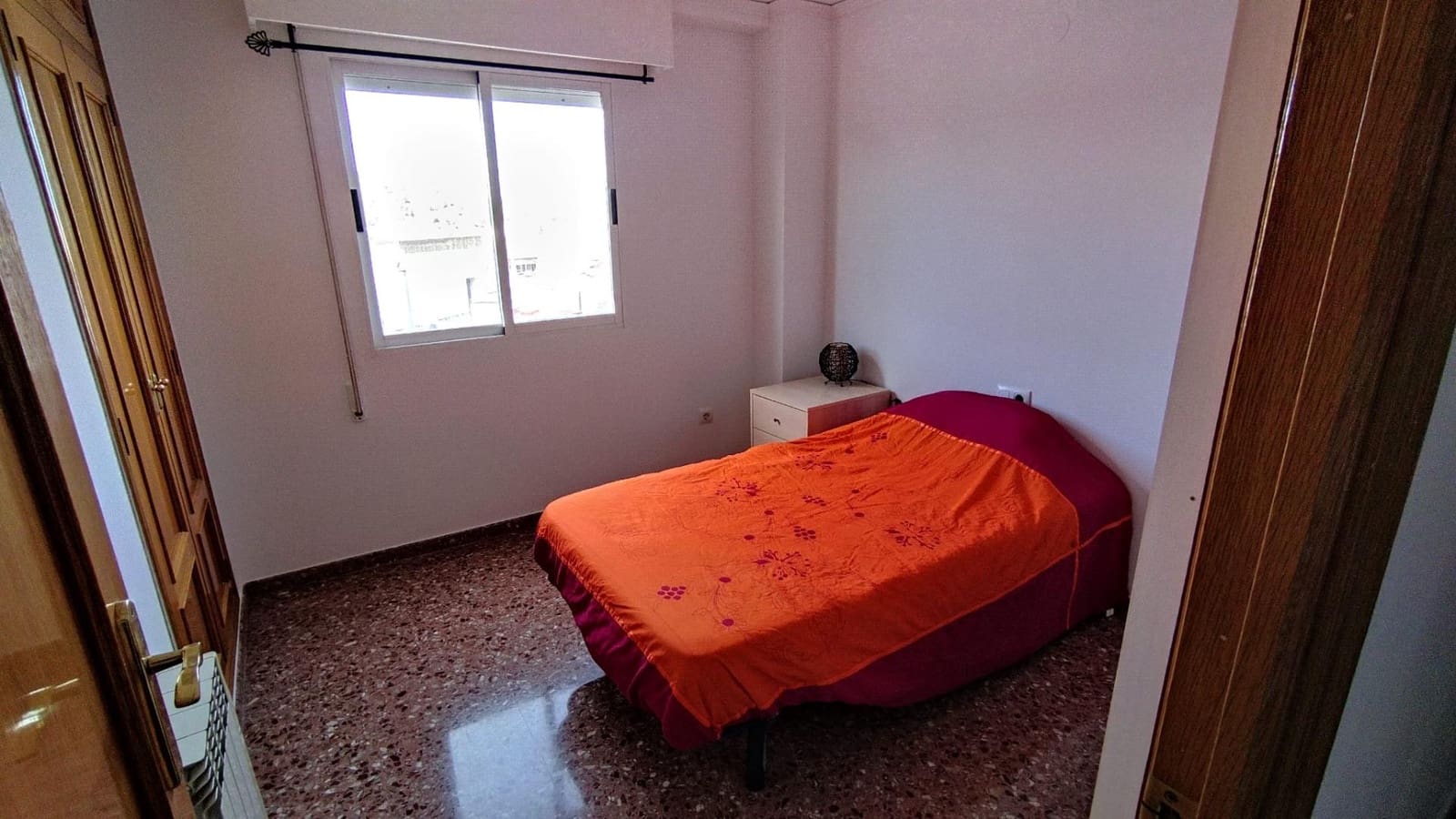 3 soveværelse Lejlighed til leje i Gandia med garage - € 800 (Ref: 9605117)