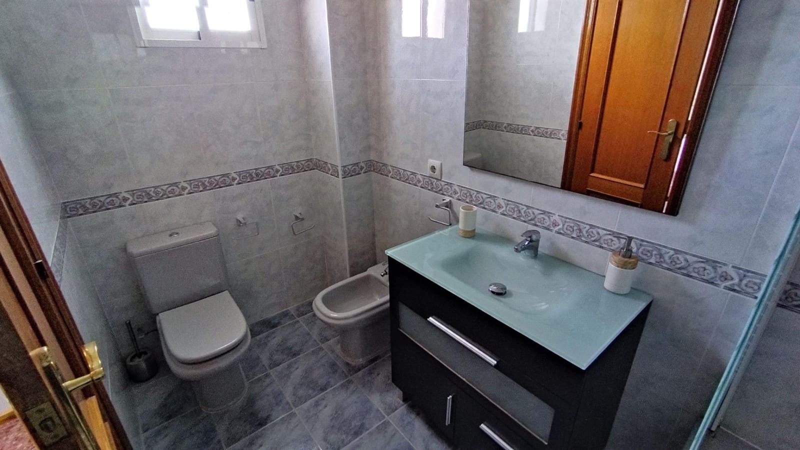 3 soveværelse Lejlighed til leje i Gandia med garage - € 800 (Ref: 9605117)