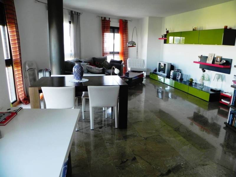 1 Zimmer Wohnung zu vermieten in Beniarjo mit Garage - 700 € (Ref: 9615981)