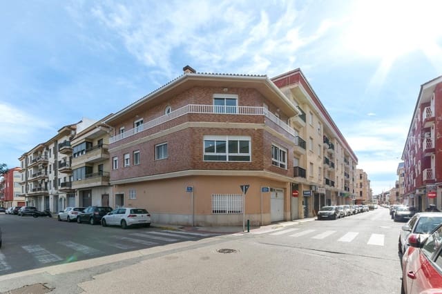 4 slaapkamer Villa te koop in Bellreguard met garage - € 350.000 (Ref: 9619430)