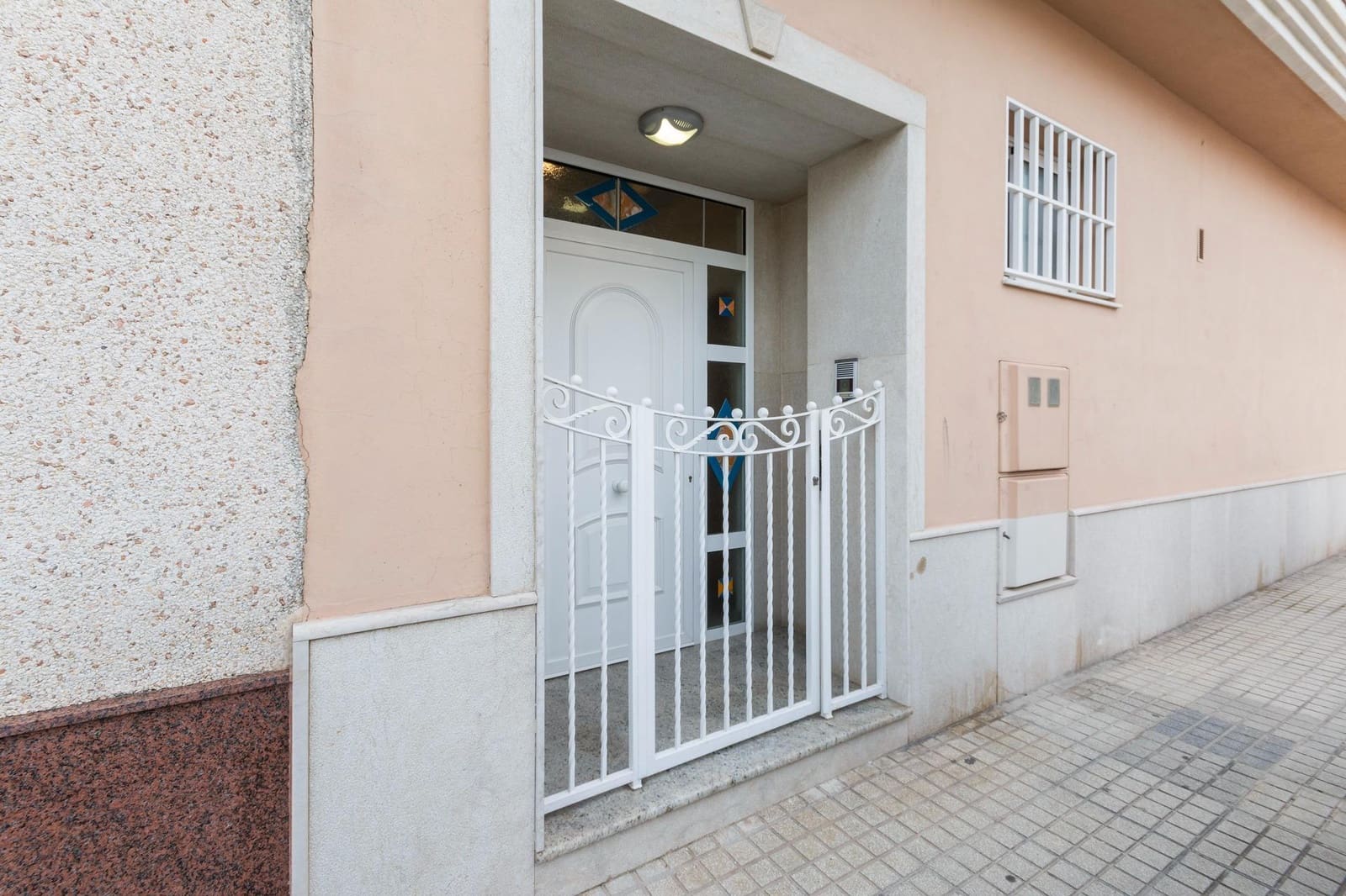 4 slaapkamer Villa te koop in Bellreguard met garage - € 350.000 (Ref: 9619430)