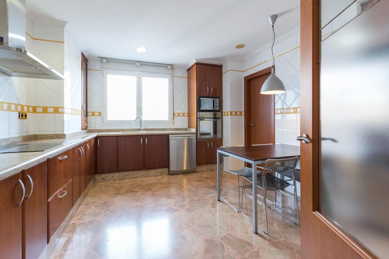 4 slaapkamer Villa te koop in Bellreguard met garage - € 350.000 (Ref: 9619430)