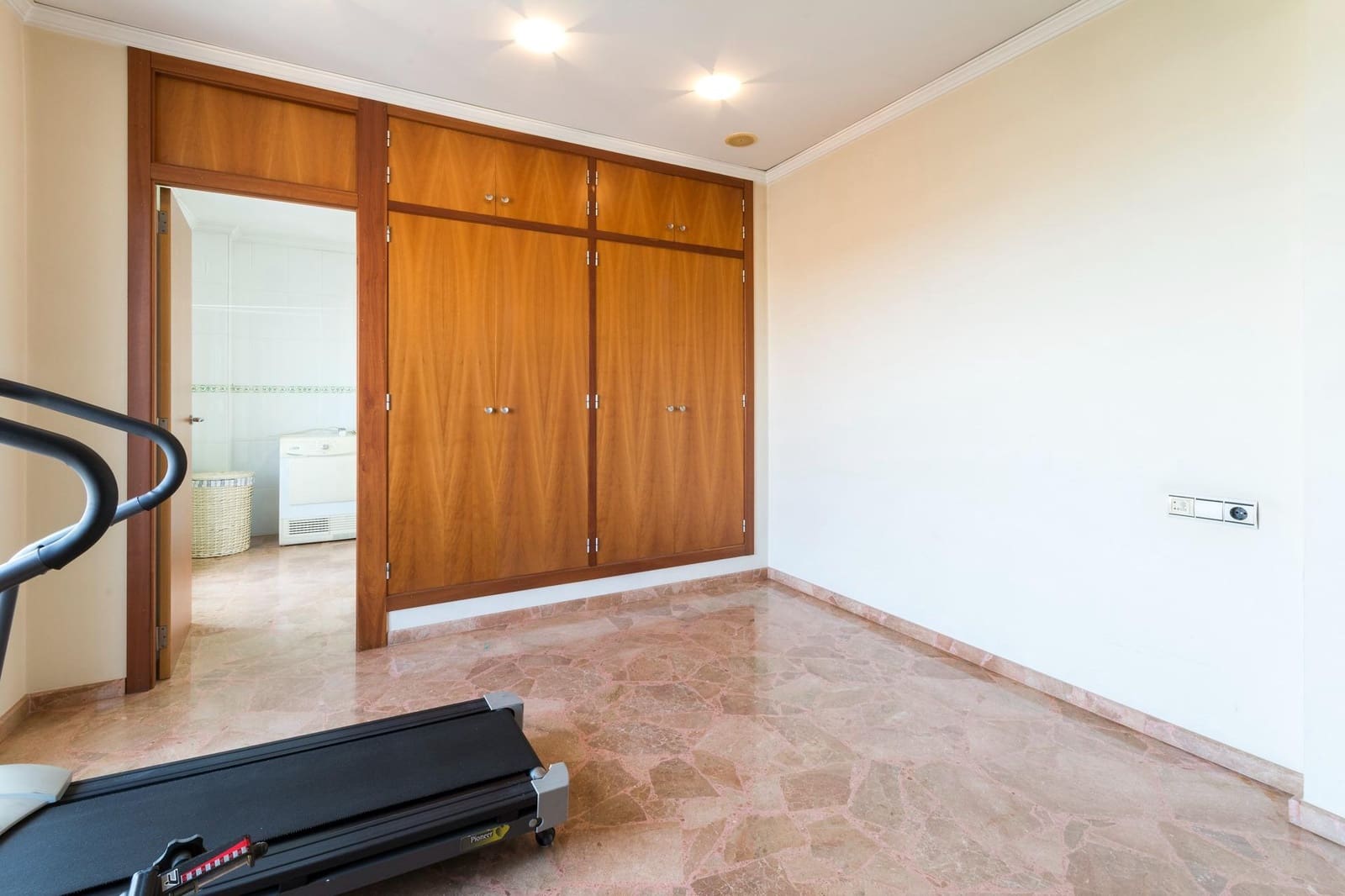 4 slaapkamer Villa te koop in Bellreguard met garage - € 350.000 (Ref: 9619430)