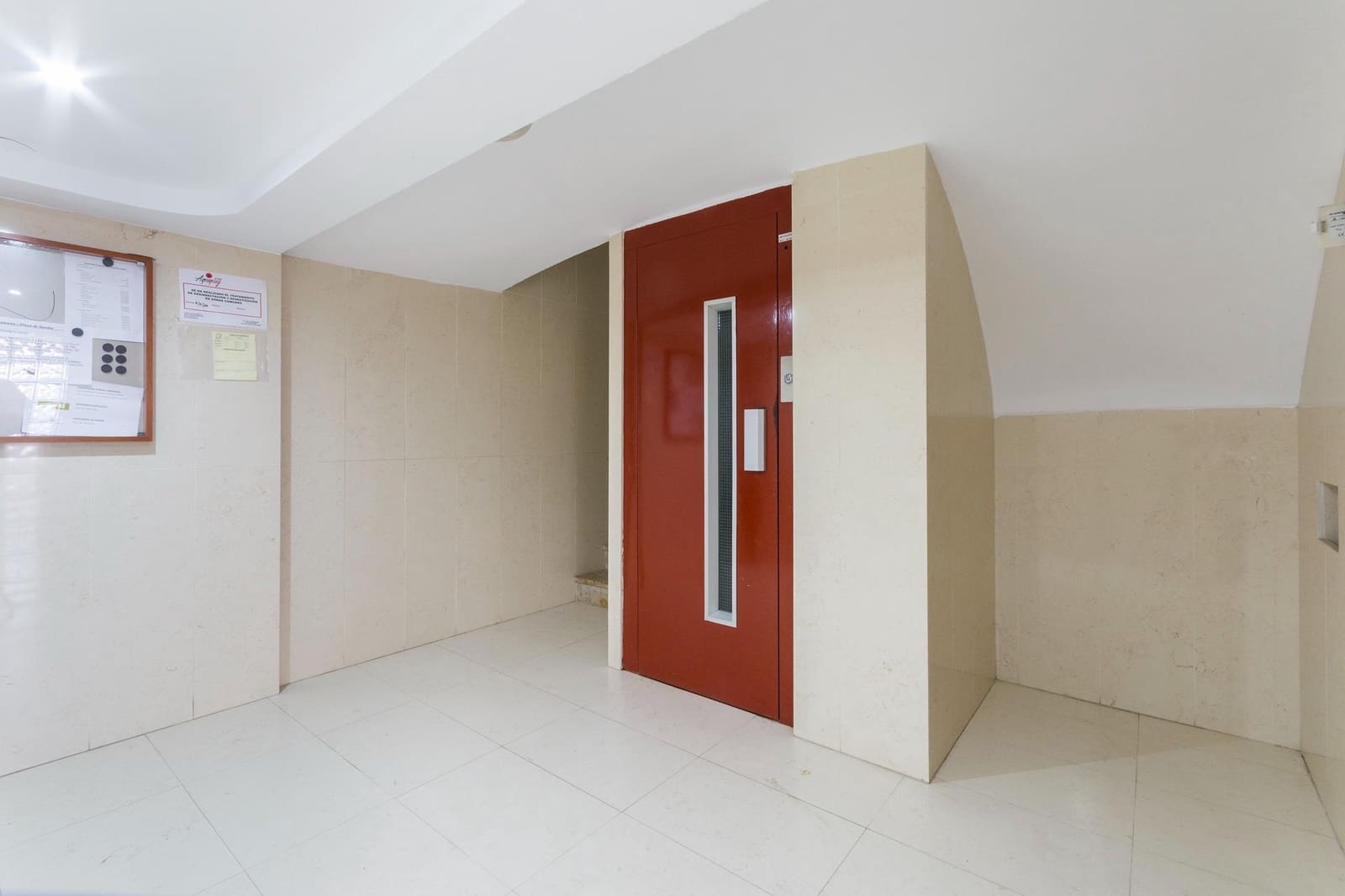 Apartamento de 3 habitaciones en Gandia en venta con garaje - 175.000 € (Ref: 9627713)