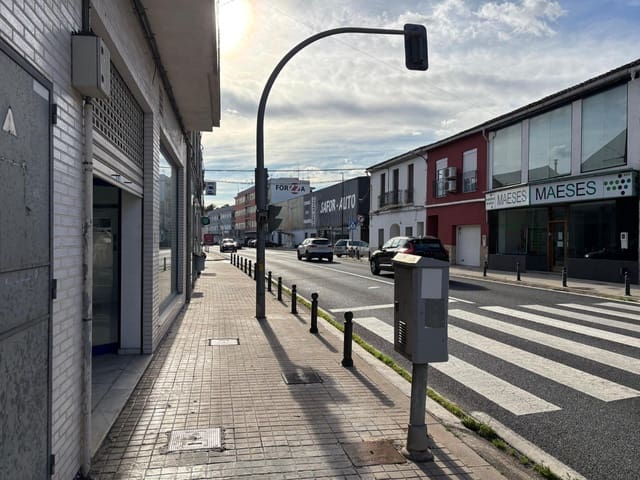 Komercyjne na sprzedaż w Palmera z garażem - 183 900 € (Ref: 9634423)