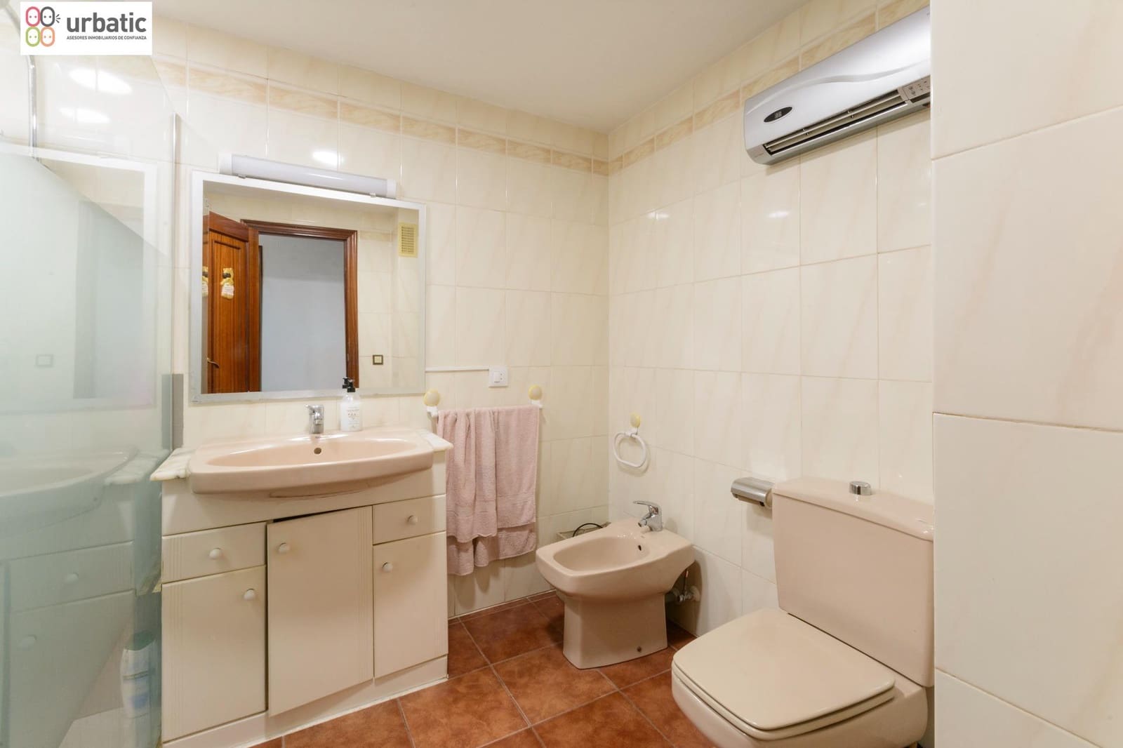 2 bedroom Flat for sale in Gandia with garage - € 192,000 (Ref: 9634424)