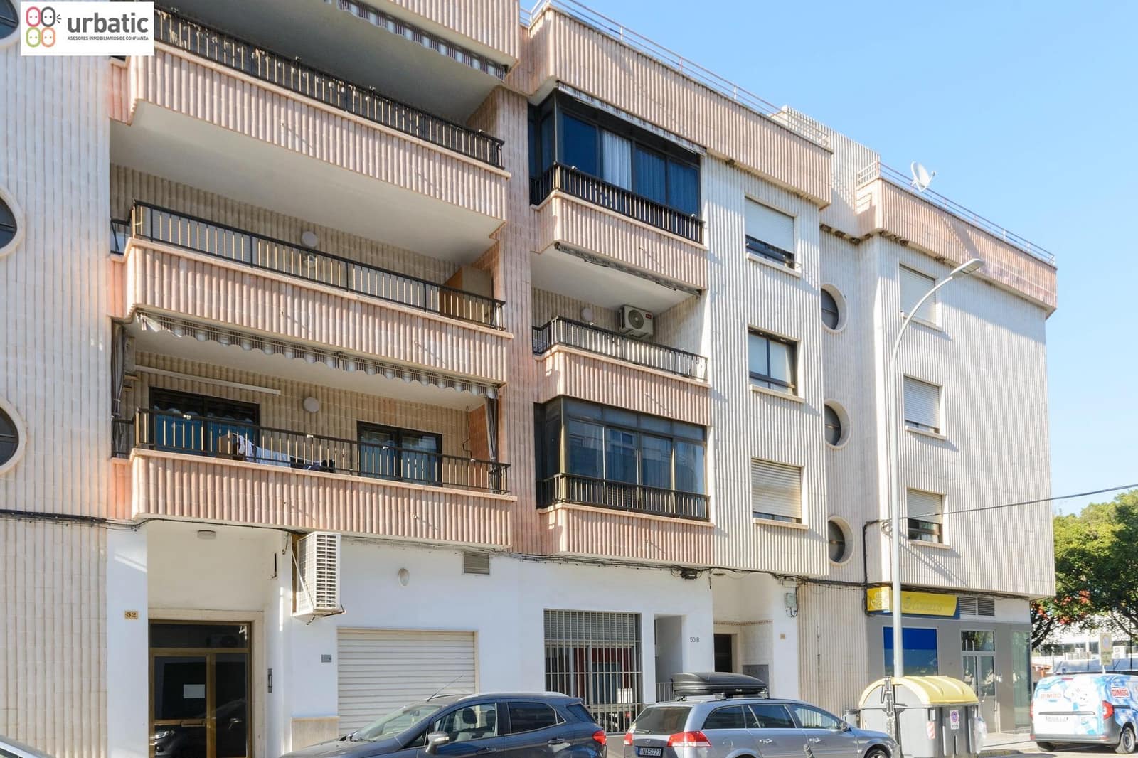 2 bedroom Flat for sale in Gandia with garage - € 192,000 (Ref: 9634424)