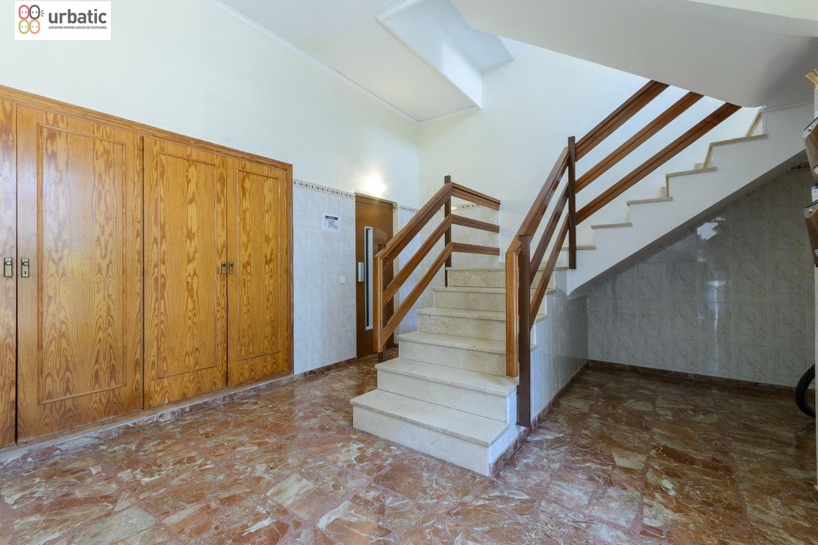 2 bedroom Flat for sale in Gandia with garage - € 192,000 (Ref: 9634424)