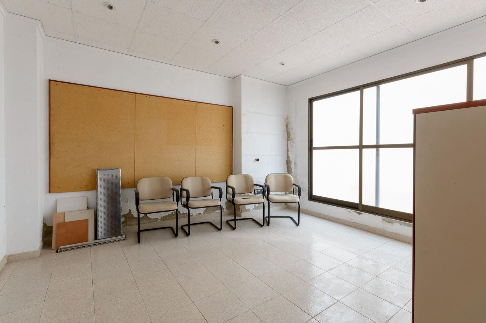 4 quarto Apartamento para venda em Gandia - 150 000 € (Ref: 9652159)