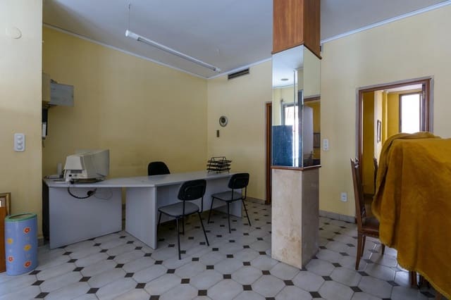 4 quarto Apartamento para venda em Gandia - 150 000 € (Ref: 9652159)