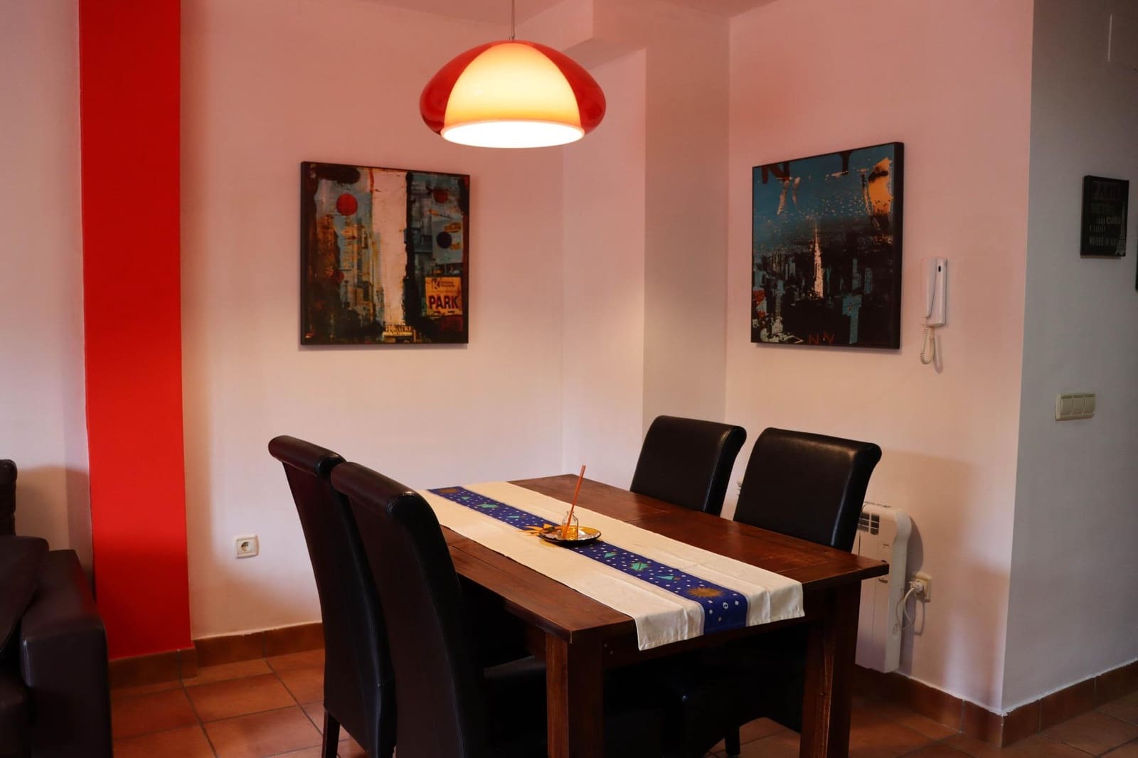 2 slaapkamer Flat te koop in Camarena de la Sierra met garage - € 89.900 (Ref: 9656209)