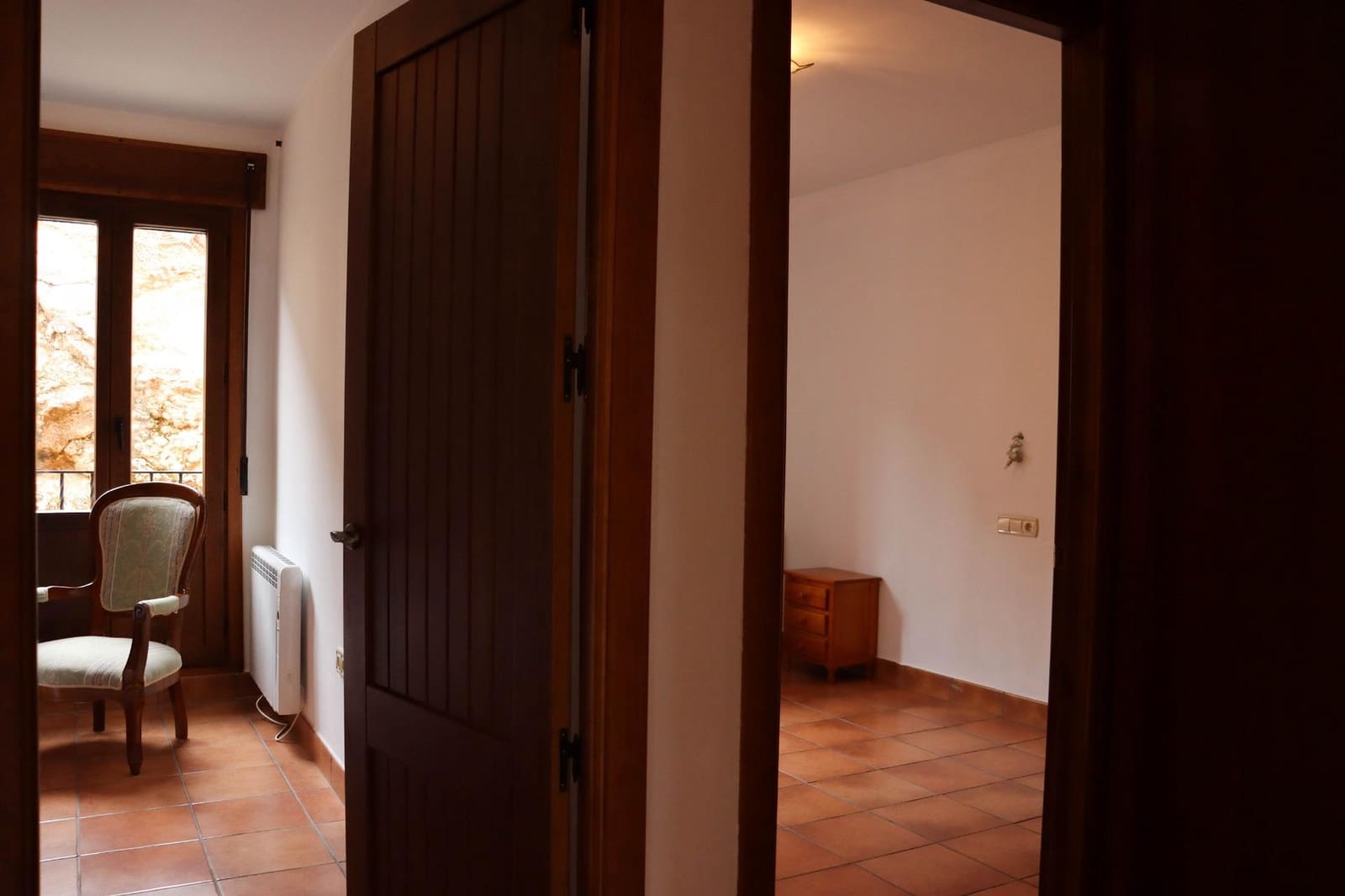 2 slaapkamer Flat te koop in Camarena de la Sierra met garage - € 89.900 (Ref: 9656209)