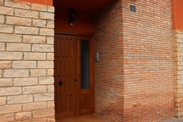 2 slaapkamer Flat te koop in Camarena de la Sierra - € 89.900 (Ref: 9656209)