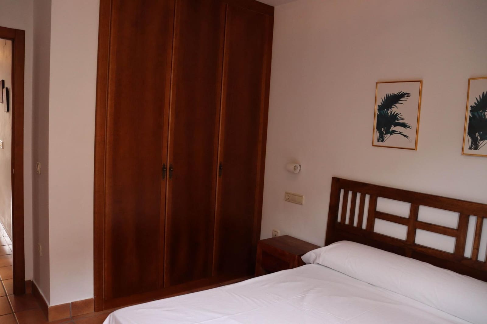 2 bedroom Flat for sale in Camarena de la Sierra with garage - € 89,900 (Ref: 9656209)