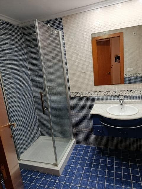 3 bedroom Flat for rent in Gandia - € 750 (Ref: 9659557)