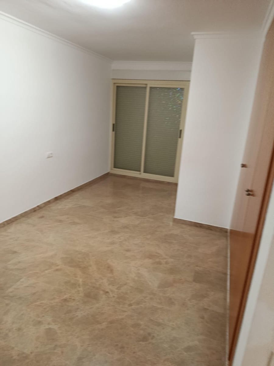 3 bedroom Flat for rent in Gandia - € 750 (Ref: 9659557)