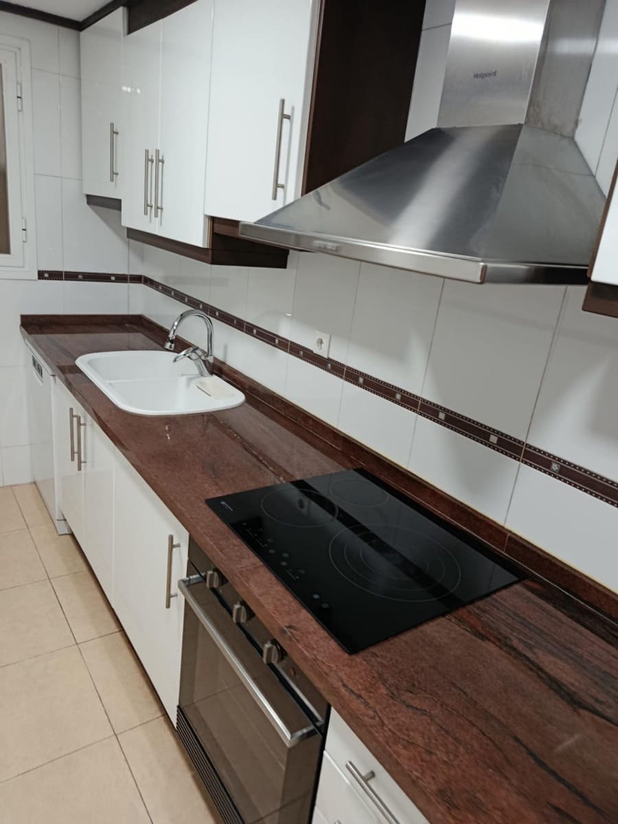 3 bedroom Flat for rent in Gandia - € 750 (Ref: 9659557)