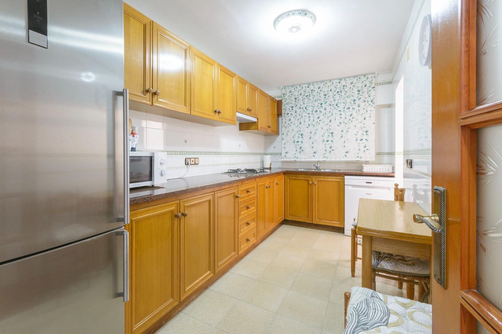 3 quarto Apartamento para arrendar em Miramar com garagem - 900 € (Ref: 9677589)