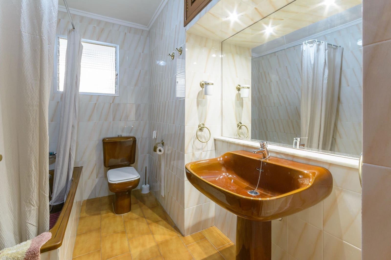 3 quarto Apartamento para arrendar em Miramar com garagem - 900 € (Ref: 9677589)