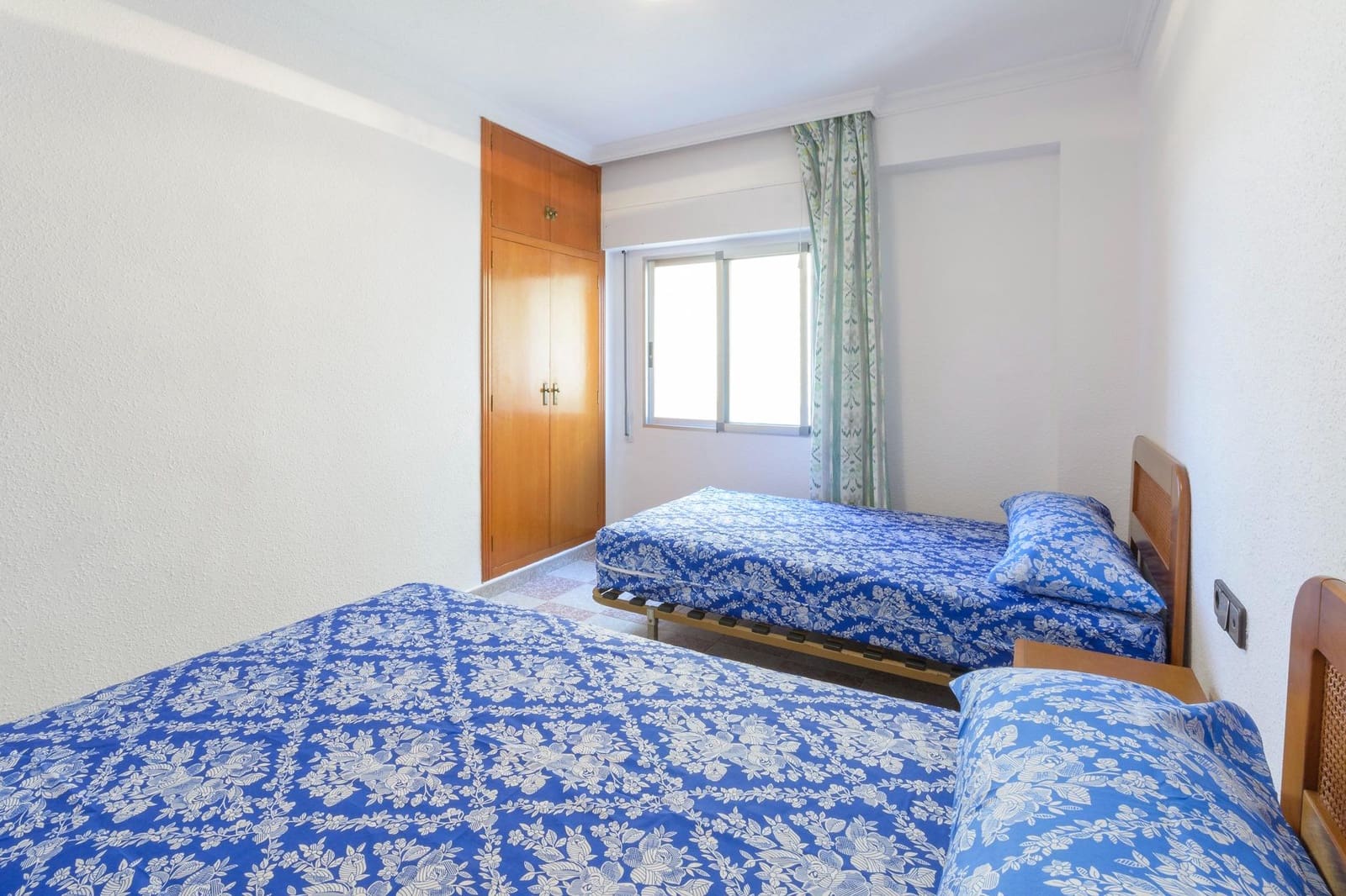 3 quarto Apartamento para arrendar em Miramar com garagem - 900 € (Ref: 9677589)