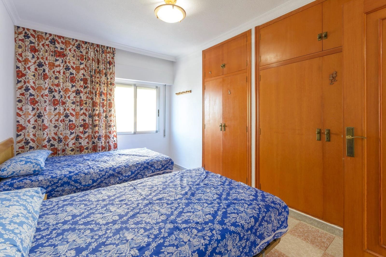 3 quarto Apartamento para arrendar em Miramar com garagem - 900 € (Ref: 9677589)