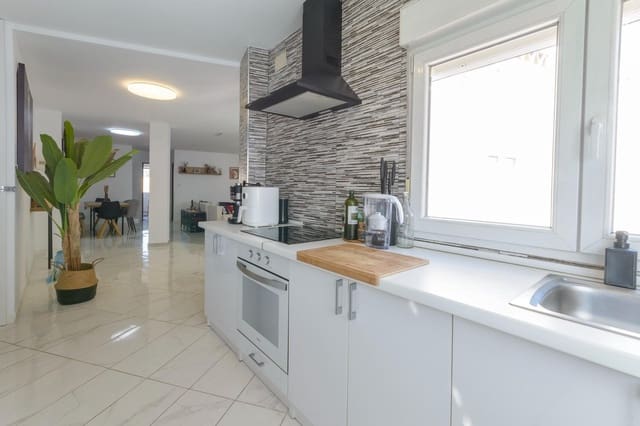 3 slaapkamer Flat te koop in Gandia - € 167.900 (Ref: 9726763)