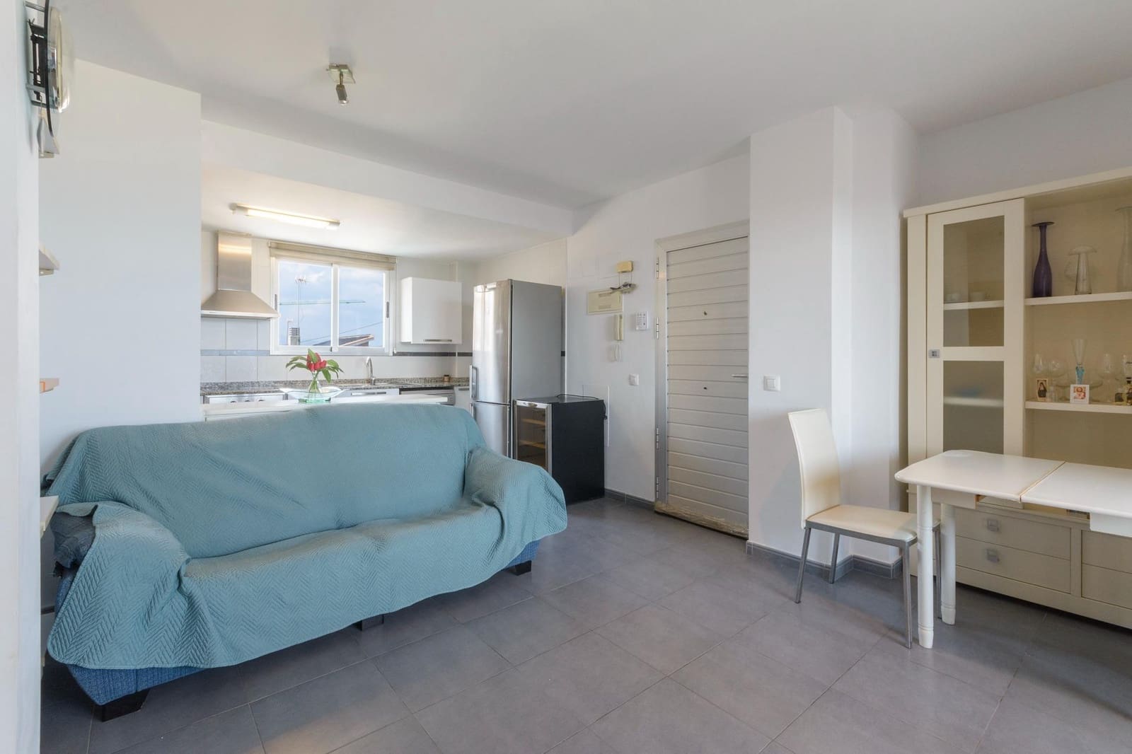 2 bedroom Penthouse for sale in Piles with pool garage - € 265,000 (Ref: 9738938)